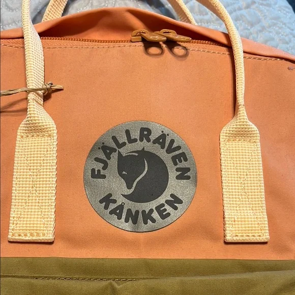 Fjallraven Kanken Earth Inspired Beige and Green Backpack NWT!! - Picture 2 of 8